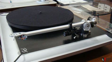 Rega P5 Turntable With Rb700 Tonearm Photo 663843 Canuck Audio Mart