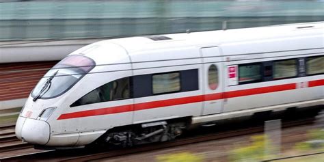 Im bus frankfurt leipzig sollten sie eventuell die eigenwillige sprache studieren, die in leipzig bis heute noch öfter zu hören ist. Nach Bahn-Chaos - Falscher Zug: Jugendliche landen in ...