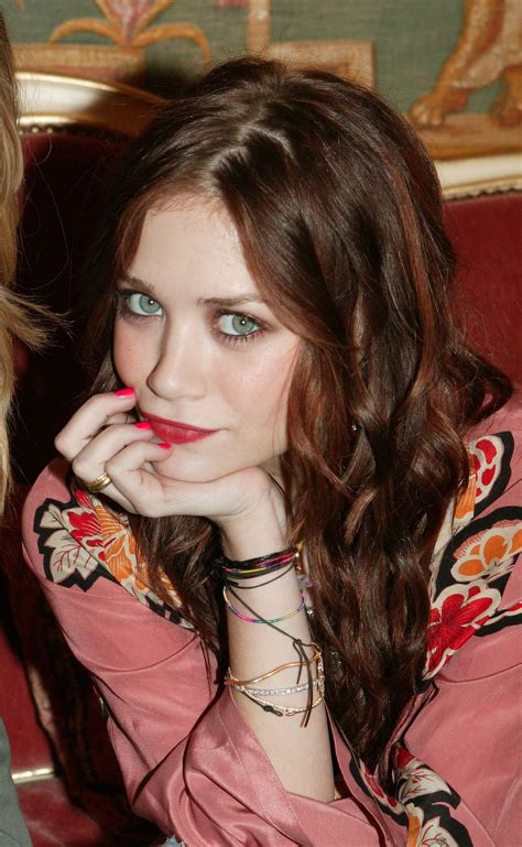 4 of 20 view all. 2004 - Paris, France - Mary-Kate & Ashley Olsen Photo ...