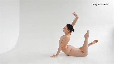 Super Flexible Hot Gymnast Dasha Lopuhova Porntube