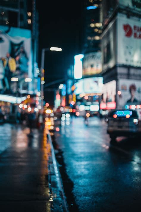 Blurred Shot of a City at Night · Free Stock Photo