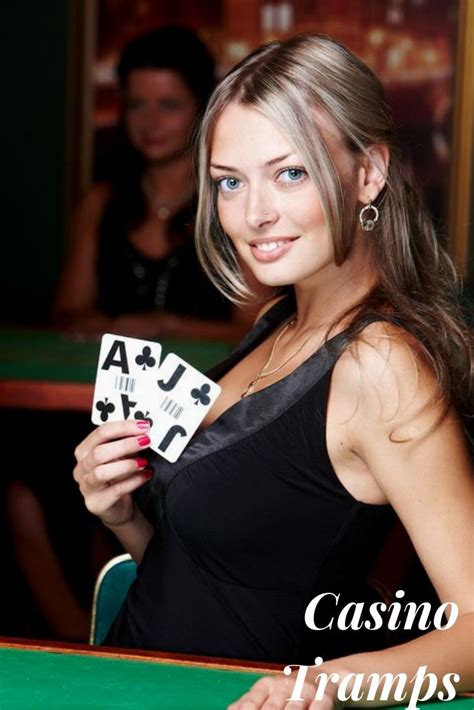 Сексуальная девушка в казино Покер Игры казино Игровой автомат