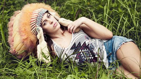 Model Women Outdoors Brunette Legs Lying Down Looking At Viewer Women Headdress Grass