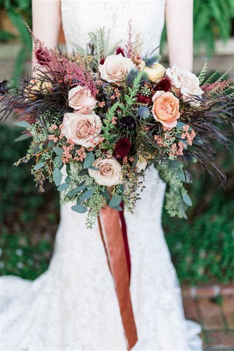 Wedding silk flowers heute bestellen, versandkostenfrei. 20 Stunning Fall Wedding Flowers and Bouquets for 2021 ...