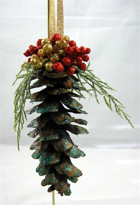 30 Pine Cone Ornament Ideas
