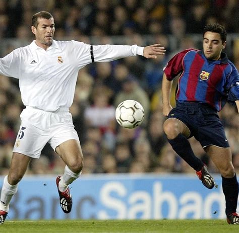 Страница с текстом из zinedine zidane под исполнением vaudeville smash feat. Zidane vs Xavi en 2020