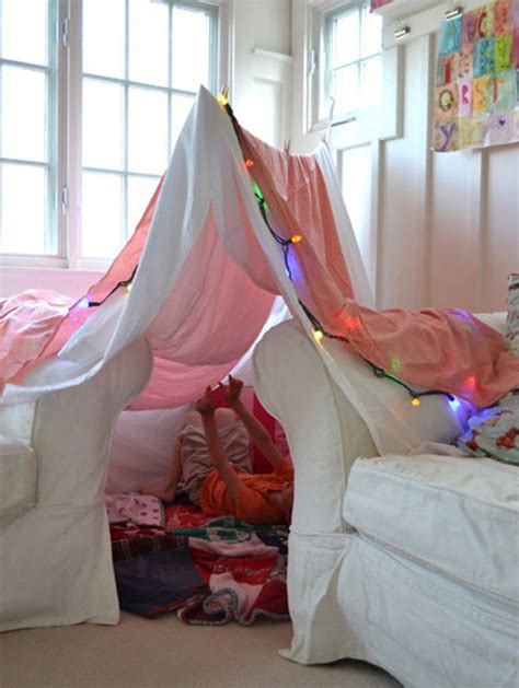 9 Creative Indoor Forts Todays Parent Todays Parent