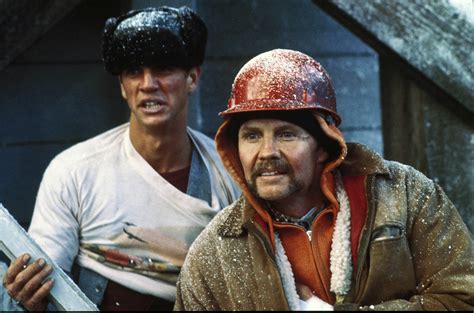 How runaway train bombed at the box office in december, 1985, i'll never know because it's the perfect blend of blockbuster thrills and weighty subtext. DVD Review: RUNAWAY TRAIN (1985) - ZekeFilm