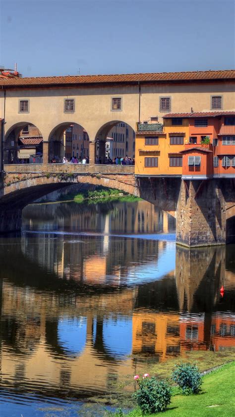 Ponte Vecchio Old Bridge In Florence Italy Wallpaper Backiee