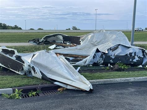 Thousands in Oklahoma remain without power following weekend storms