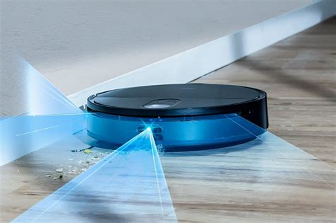 This Triple Eye Lidars Robot Vacuum Cleaner Uses Advanced Ai To