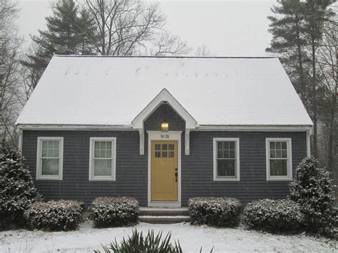 Cape Cod House Color Schemes