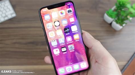 Apple Iphone Xs Xs Plus And Iphone 2018 Models Hands Real Slashleaks