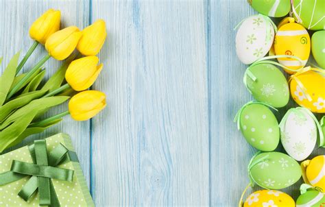 Wallpaper Easter Tulips Yellow Wood Tulips Spring Easter Eggs