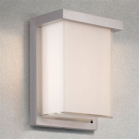 Find the best modern_forms lighting for your home in 2021 with the carefully curated selection available to shop at houzz. Modern Forms Ledge Brushed Aluminum LED Outdoor Wall Light | WS-W1408-AL | Destination Lighting