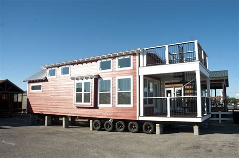 If so, portable cabins could be just what you are looking for. http://www.rrcrockwall.com | Tiny house inspiration, Pre ...