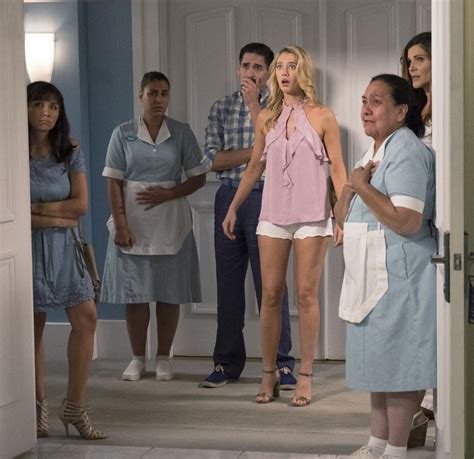 Jane The Virgin Bild Yael Grobglas 42 Von 291 Filmstartsde