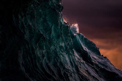 Breathtaking Wave Photography By Ray Collins Daily Design Inspiration