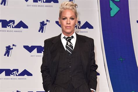 Pink Reveals She Had A Miscarriage At Age 17