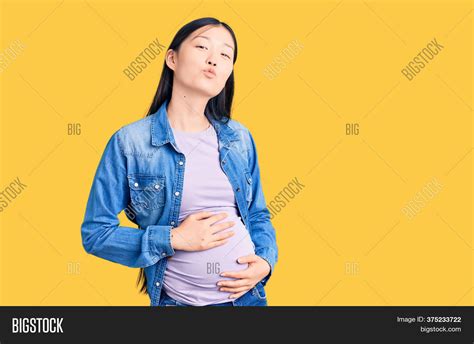 sexy pregnant asian