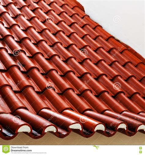 Die schindeln sind nicht ganz so haltbar wie die dach metall. Dachplatten - Rote Fliesen Oder Schindeln Auf Haus Als ...