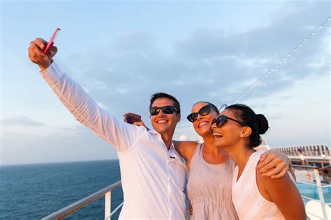 VOOM Cruise Ship WiFi - Royal Caribbean's Fastest Internet at SEA