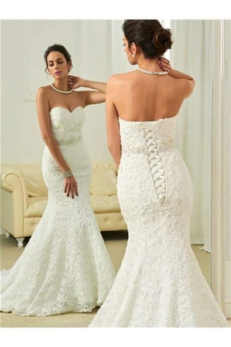Viele angehende bräute schauen sich direkt nach der verlobung nach ihrem brautkleid um, denn. 48 Wow Evoking Mermaid Wedding Dresses to Make Him Fall ...
