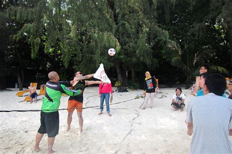 Maybe you would like to learn more about one of these? voli pantai | Voli pantai, Pantai