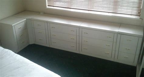 Corner furniture has a great selection of beds, dressers, nightstands, armoires, chests, and kids bedroom furniture. 5x Sets of bedroom drawers and corner unit, white | in ...