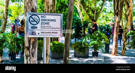 Singapore Mar 2 2020 No Smoking Zone Sign In Front Of Plaza
