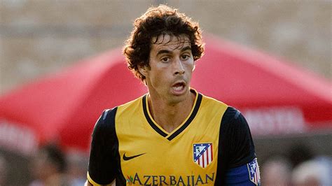 Futebolista brasileiro atuando no olympique lyonnais official twitter account. Transfer news: Chelsea target Tiago Mendes signs new ...