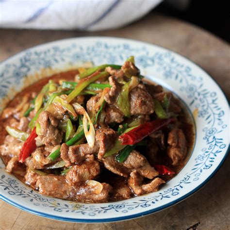 The majority of the recipes use flank steak, sirloin steak, or beef chuck, which are very flavorful cuts and walk you through mongolian beef. Chinese Mongolian Beef | China Sichuan Food