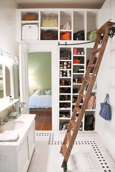 To begin, you will need some room along the closet bar to group all of your dresses together. 33 Storage Ideas to Organize Your Closet and Decorate with ...