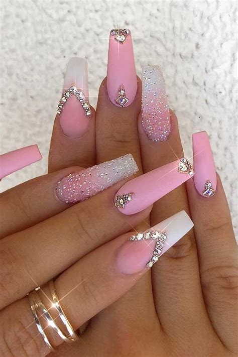 21 Ways To Wear Pink And White Ombre Nails Stayglam Nails Design