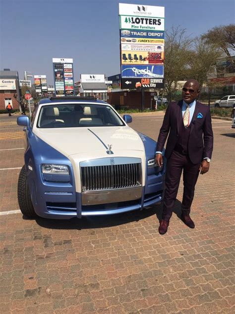 Welcome to laude classic cars, the ultimate investment car toy shop in south africa we feature some of finest classic british cars in south africa. Man tries to steal a Rolls Royce in Johannesburg - The ...