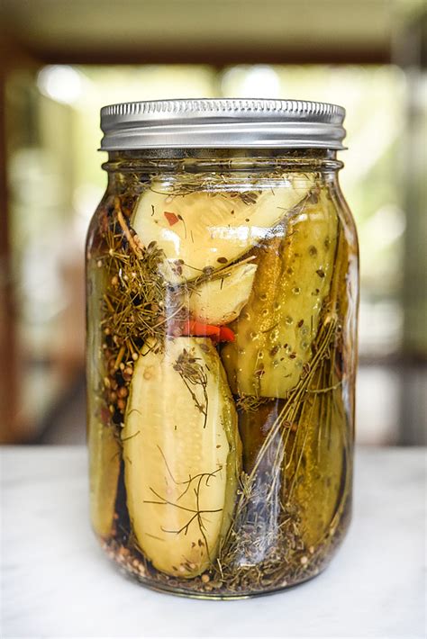 The Best Spicy Garlic Dill Pickles Recipe