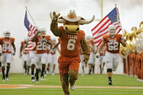 Texas Longhorns Costumed Bevo Mascot University Of Texas Football