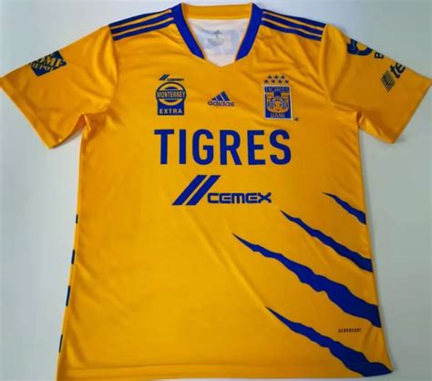 Arriba Foto Aficionada De Tigres Se Levanta La Playera Sin Censura