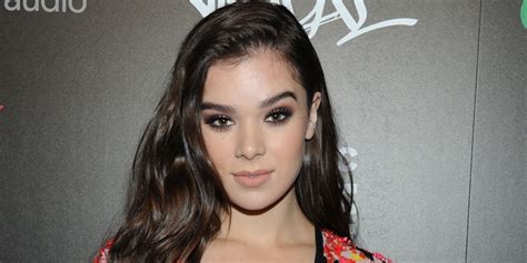 Hailee Steinfeld Opens Up About Her Character In ‘hawkeye Hailee Steinfeld Newsies Just