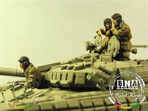 135 Resin Figure Model Gk Modern Russian Tank Crew Unpainted