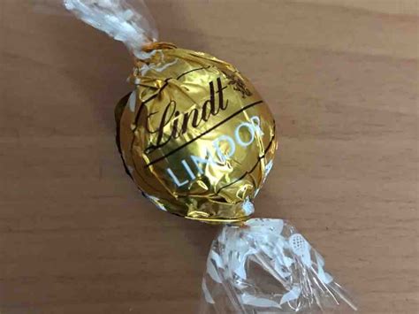 Lindt Lindor Kugeln weiße Schokolade Kalorien Desserts