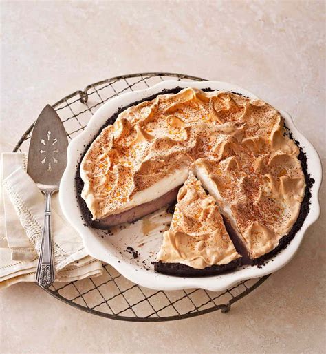 Our Best Cream Pie And Custard Pie Recipes Better Homes And Gardens