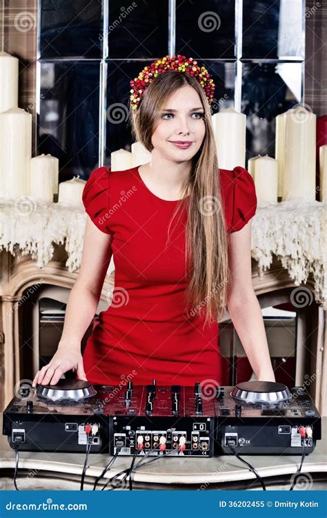 Pretty Woman Dj Stock Image Image Of Club Nightclub 36202455