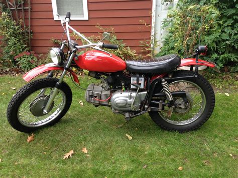 25hp @ 7,000rpm (1969) top speed: 1971 Aermacchi Harley Davidson 350 Sprint SX