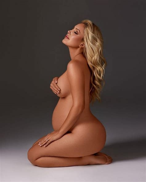 Pregnant Celebrities Porn Sex Pictures Pass