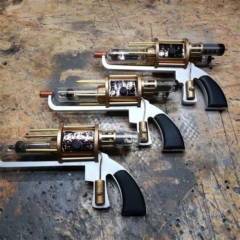 3d Printable Warehouse 13 Tesla Gun Prop By Tie Kai Warehouse 13 Sci Fi Weapons Gun Holster