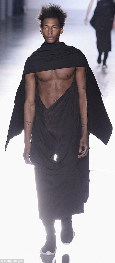 Rick Owens Shows Full Frontal Male Nudity On The Catwalk Daily Mail Online