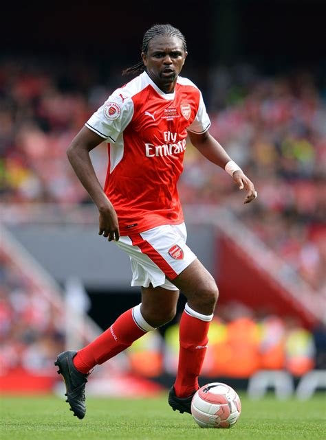 Kisah Nwankwo Kanu Hampir Meninggal Hingga Bawa Arsenal Tak