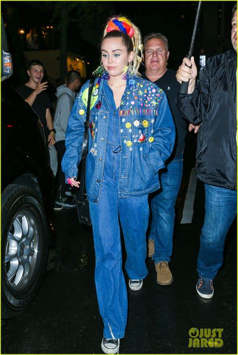 Miley Cyrus Does Double Denim After Snl Rehearsal Photo 3474064