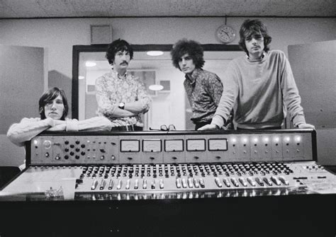 Pink Floyd Recorded Their Debut Album Right Next To The Beatles